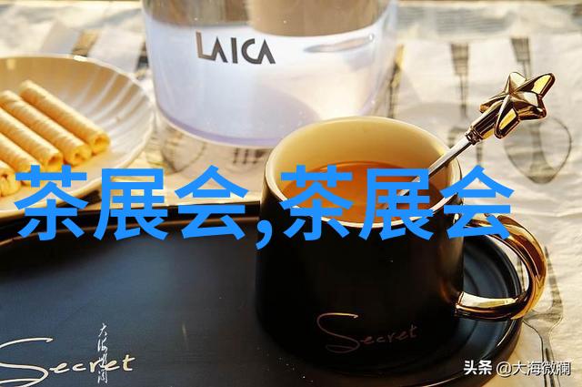 东契奇赛前与诺维茨基拥抱寒暄 后者今日担任解说嘉宾老鸭窝在钱视频